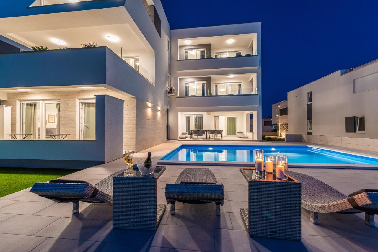 Apartments & Rooms Pool Villas Maris Novalja Εξωτερικό φωτογραφία