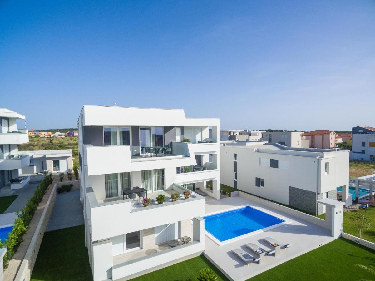 Apartments & Rooms Pool Villas Maris Novalja Εξωτερικό φωτογραφία
