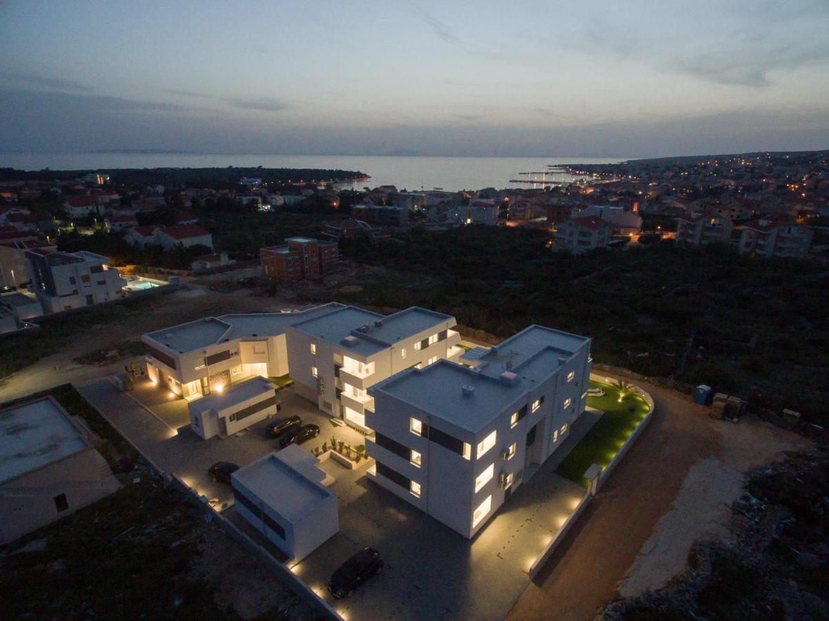 Apartments & Rooms Pool Villas Maris Novalja Εξωτερικό φωτογραφία