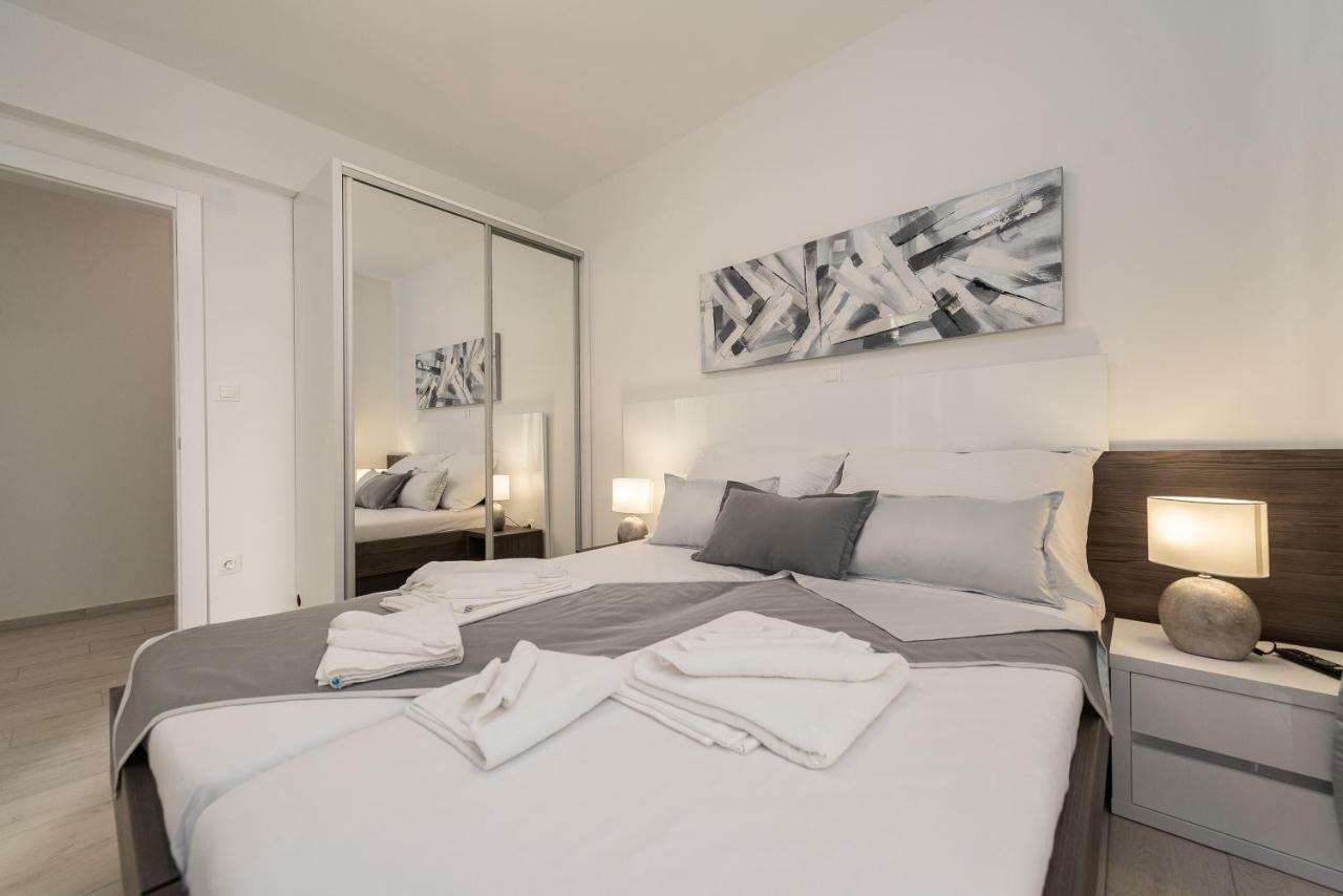 Apartments & Rooms Pool Villas Maris Novalja Εξωτερικό φωτογραφία