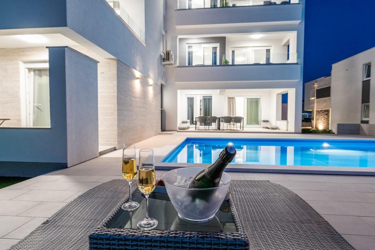 Apartments & Rooms Pool Villas Maris Novalja Εξωτερικό φωτογραφία